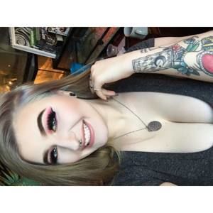 Meet your Posher, Keely